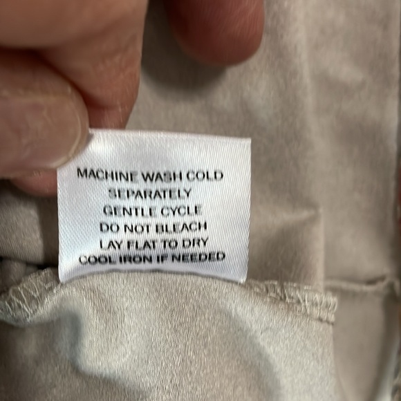 Mely - Picture 6 of 8